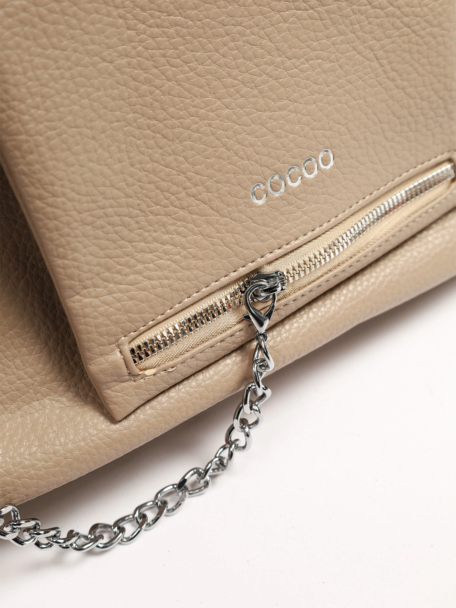 Сумка-шоппер  с регулируемыми ручками, откидным карманом и цепочкой в ассортименте